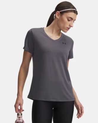 Camiseta de manga corta con cuello en V Tech™