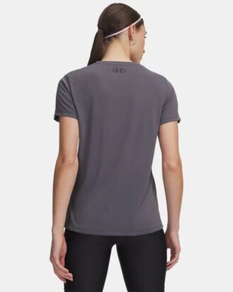Camiseta de manga corta con cuello en V Tech™