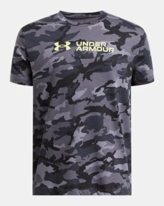 Camiseta de manga corta con estampado de camuflaje integral