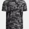Camiseta de manga corta con estampado de camuflaje integral