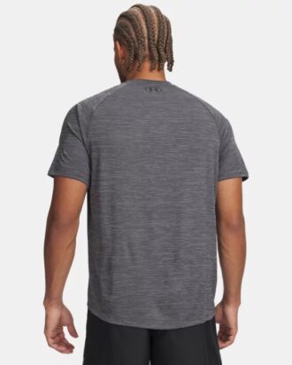 Camiseta de manga corta con textura Tech™
