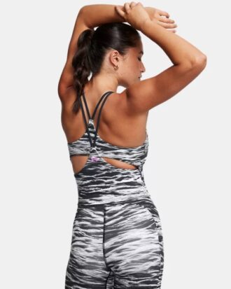 Camiseta estampada Project Rock Lets Go Bench To Beach