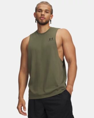 Camiseta sin mangas con corte en el pecho izquierdo