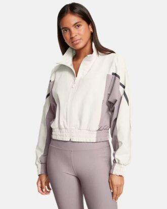 Chaqueta corta Unstoppable
