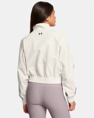 Chaqueta corta Unstoppable