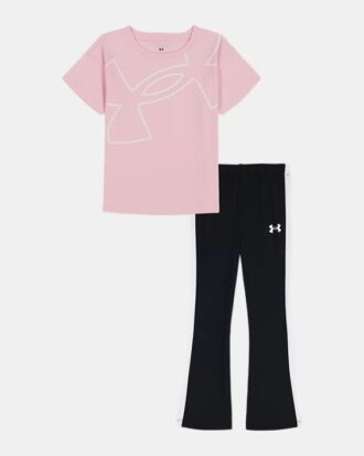 Conjunto de camiseta de manga corta y pantalones de yoga con logo grande
