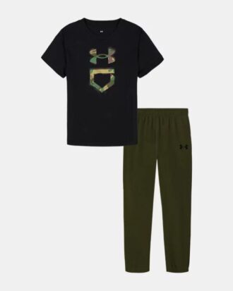 Conjunto Tech Little de manga corta y pantalones de chándal